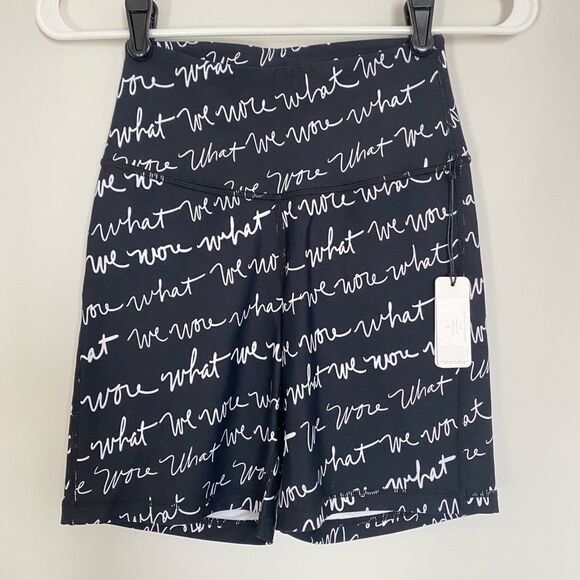 WeWoreWhat Logo Scribble Biker Shorts Black White Size Small NWT - Picture 4 of 8